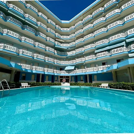 Flat, 130m From The With Shared Pool Porto Santa Margherita di Caorle